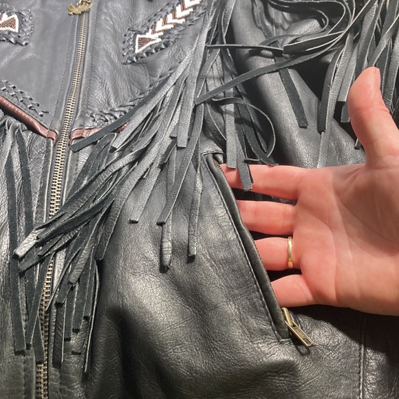 Genuine Leather jacket with beading and fringe - Picture 6 of 12